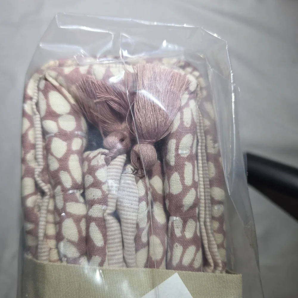 1 Threshold Boho Reversible Matelasse Swirl‎ Standard Pillow Sham Purple Mauve